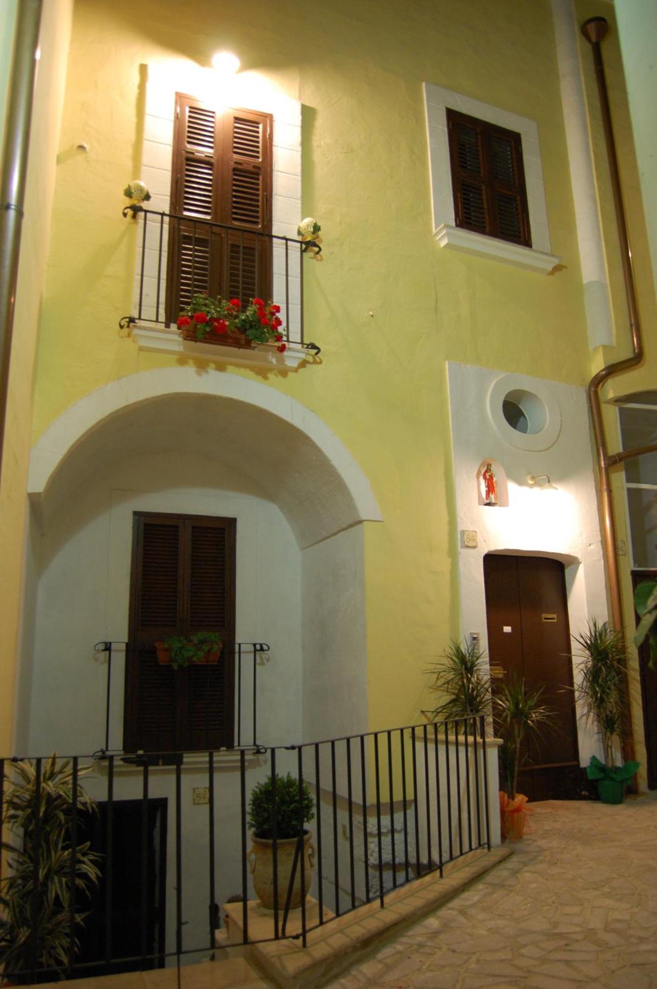 Casa Camilla Bed & Breakfast Massafra Exterior photo